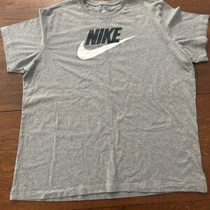 Nike Gray T-Shirt